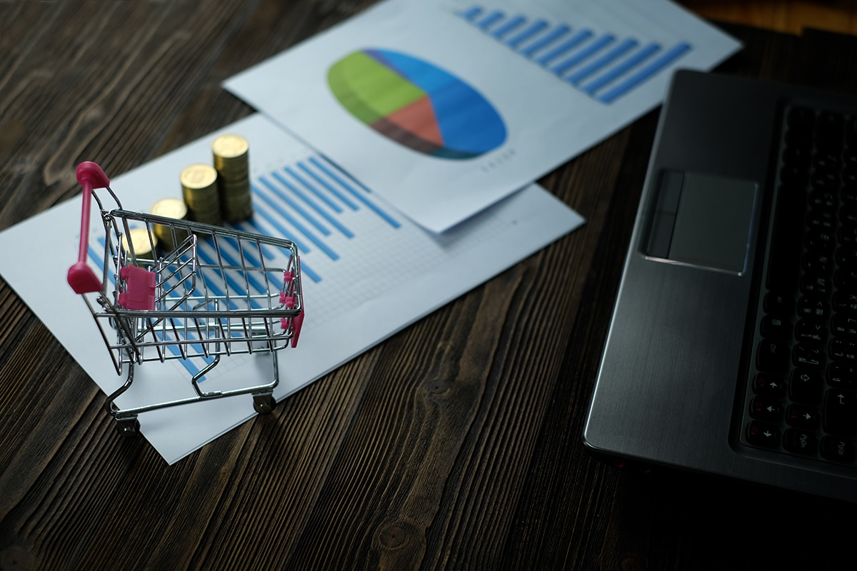 customer retention, remaining customers, customer retention strategies